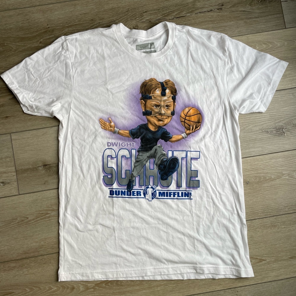 The Office - Dunder Mifflin’s Dwight Shrute | Men’s Soft Graphic T Shirt |Size L